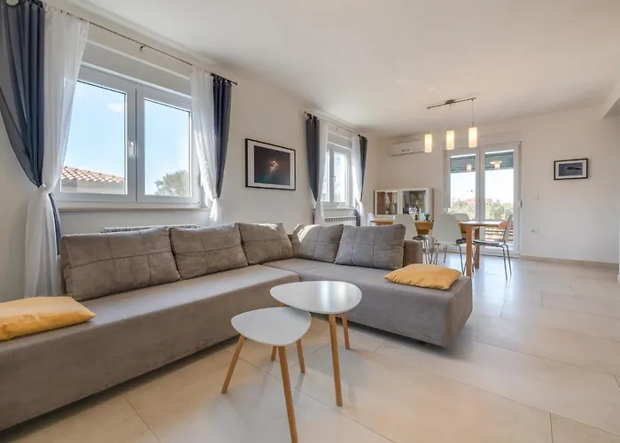 Guest house Cera Pula